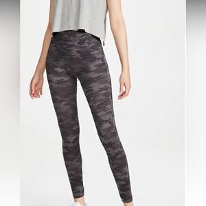 Spanx Look At Me Now Full Length Leggings